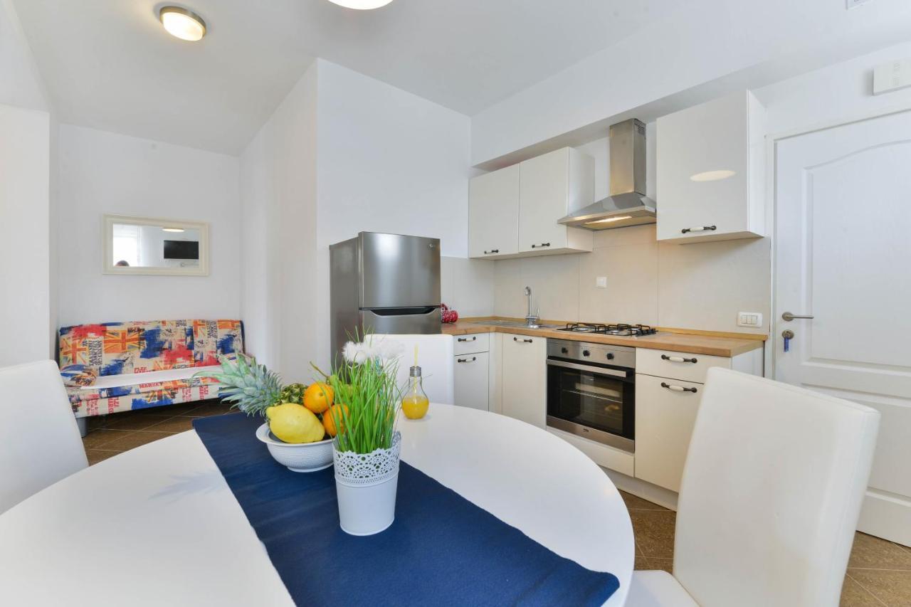 Apartments Kampanel Turanj Extérieur photo